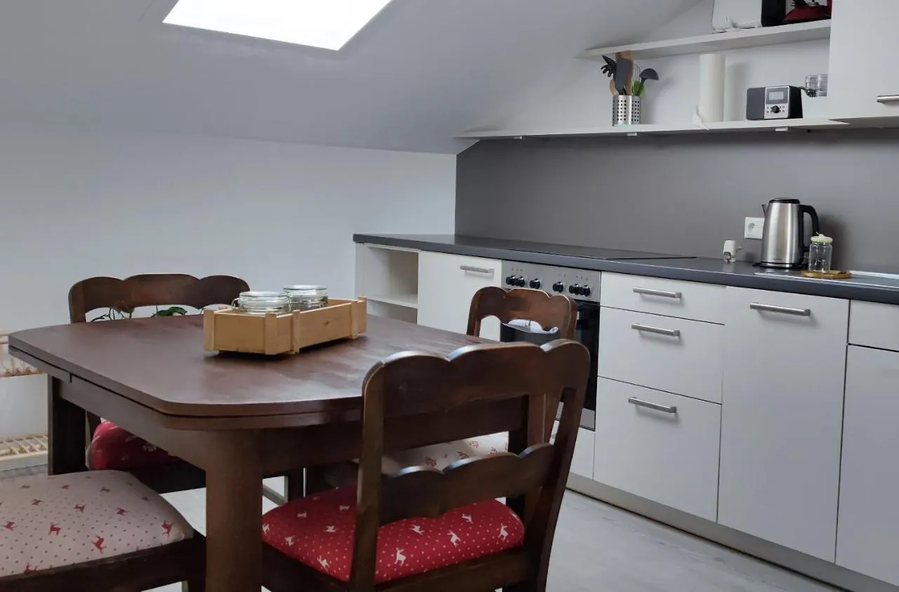Apartment Ferienwohnung Chiemgauglueck Traunstein